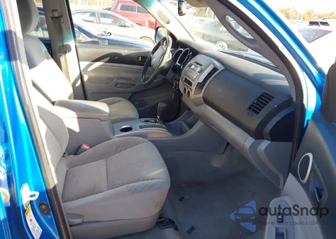 2009 Toyota Tacoma Base V6 z USA, uszkodzony, nr VIN 3TMMU52N69M013521